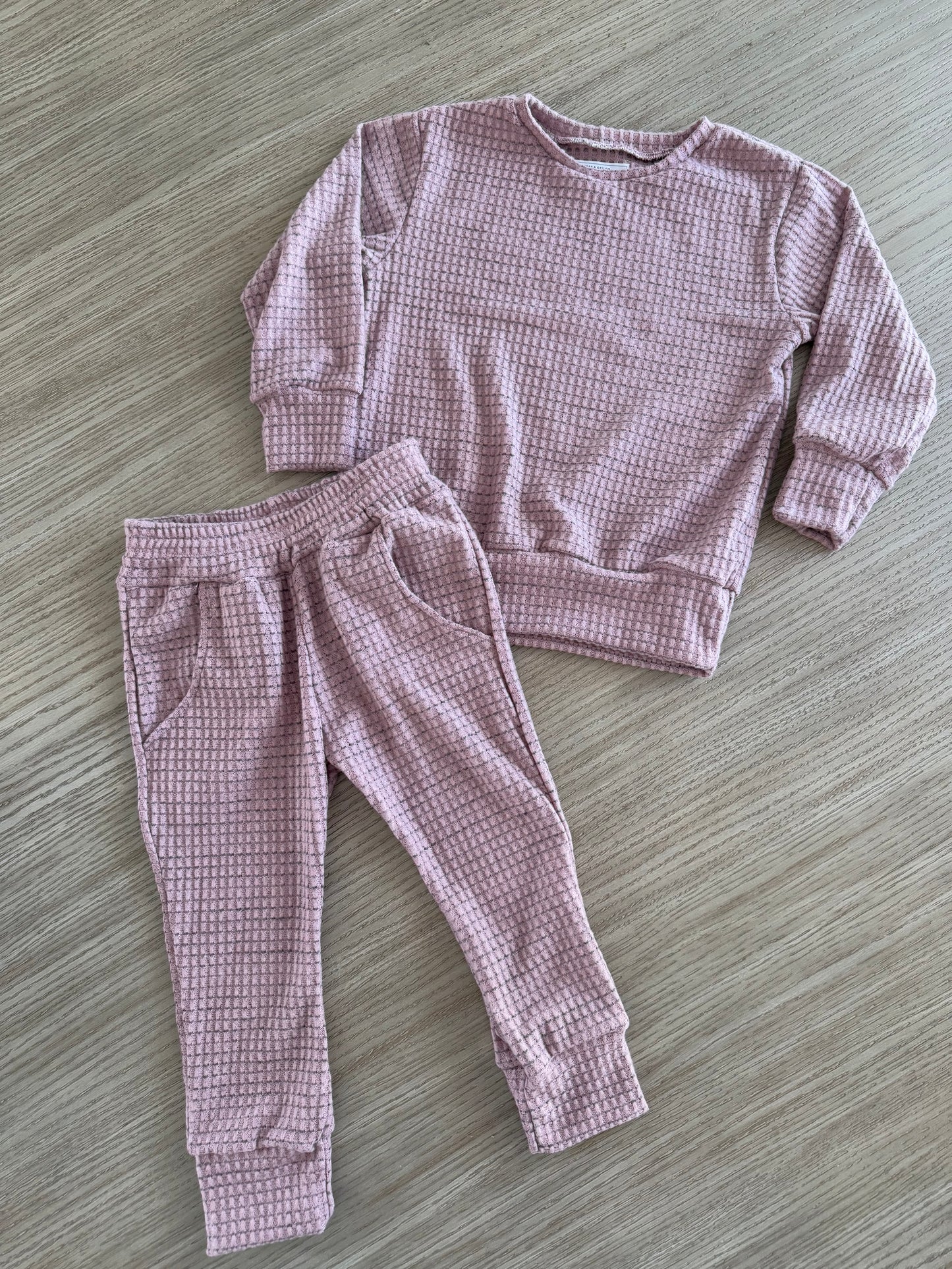 Mauve Waffle Set