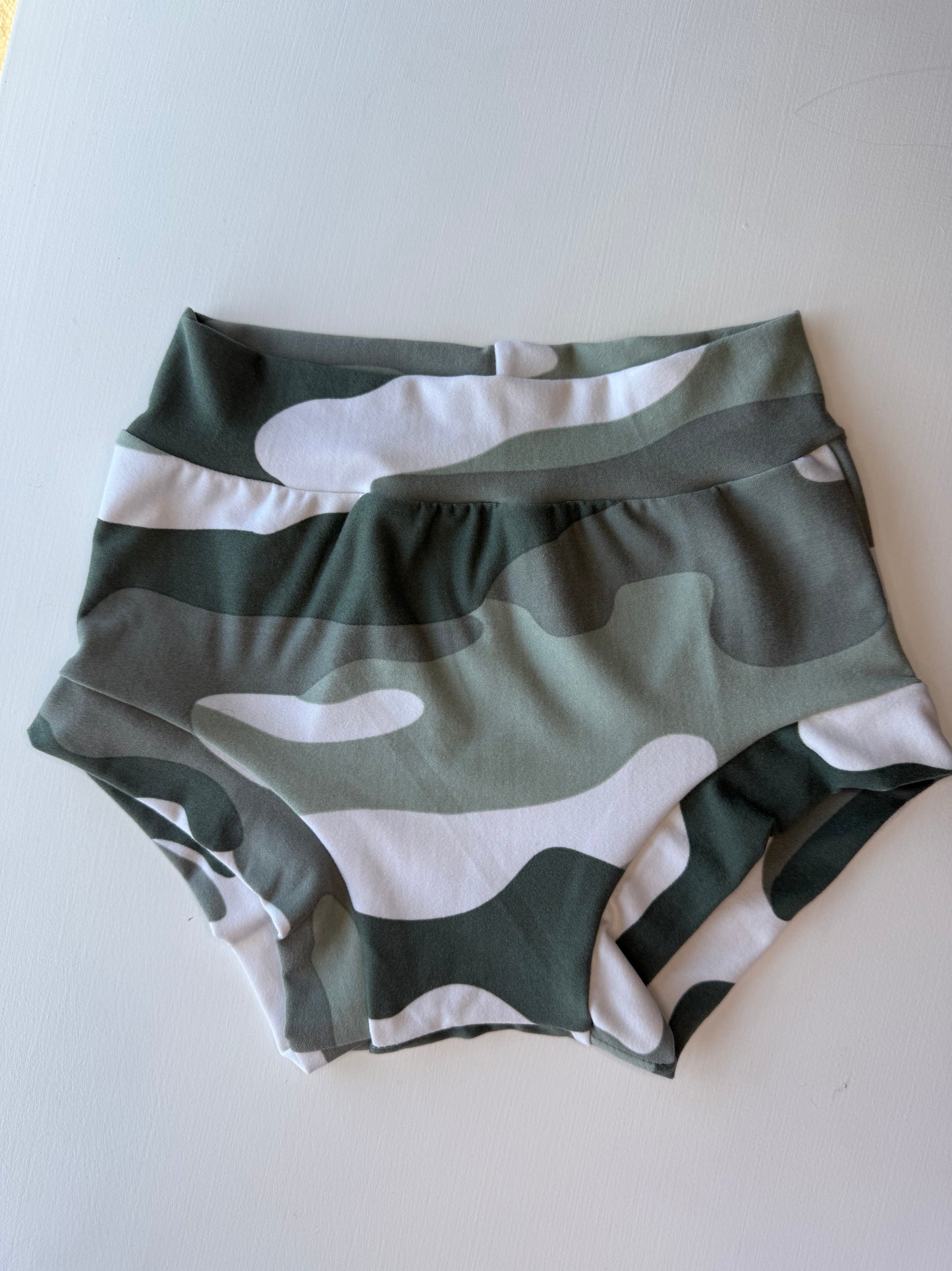White Camo Cutie Bummies