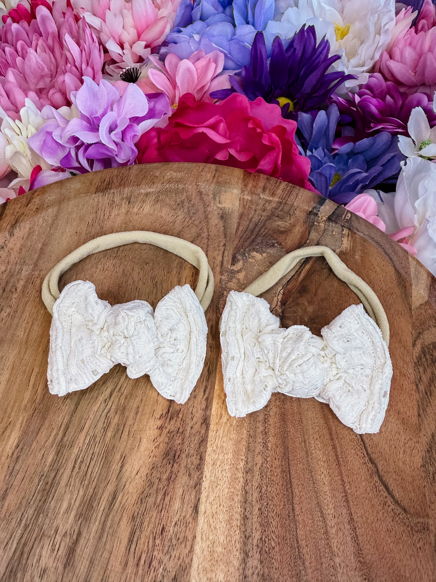 Sand Loop Lace White Bow on nylon