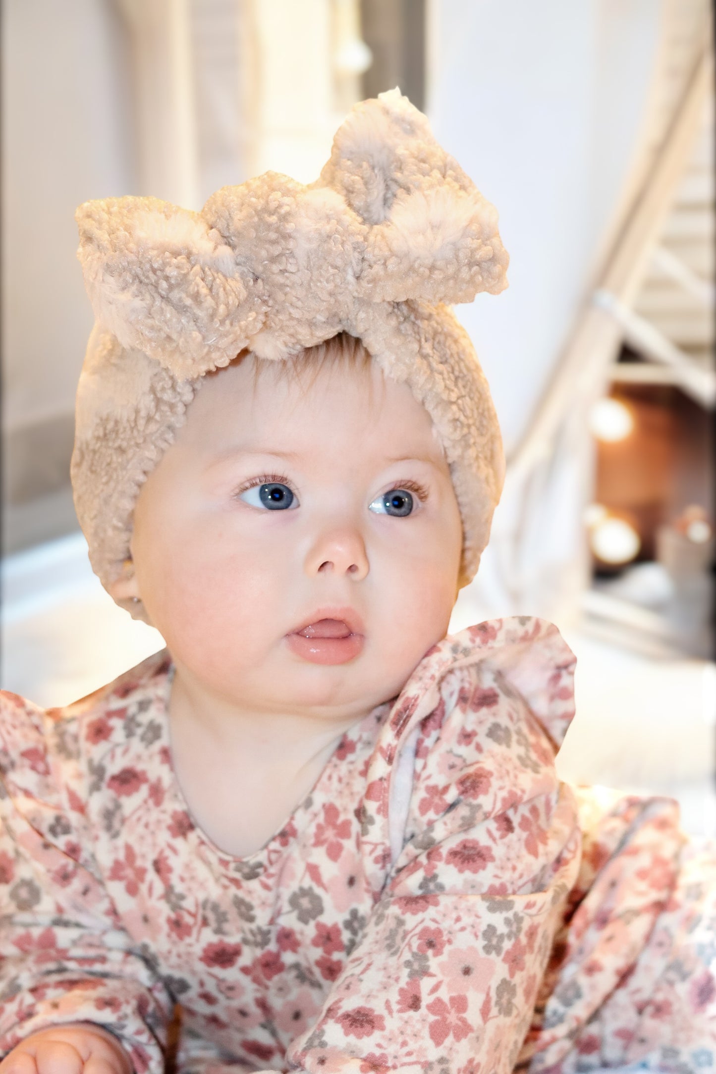Cozy Daisy Knotted Wrap