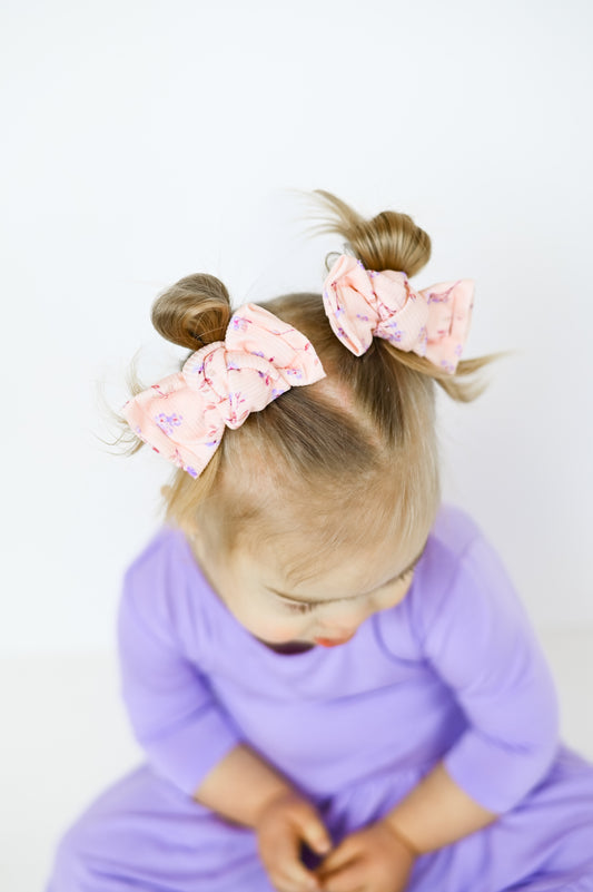 Spring Blooms Pink Knotted Piggies