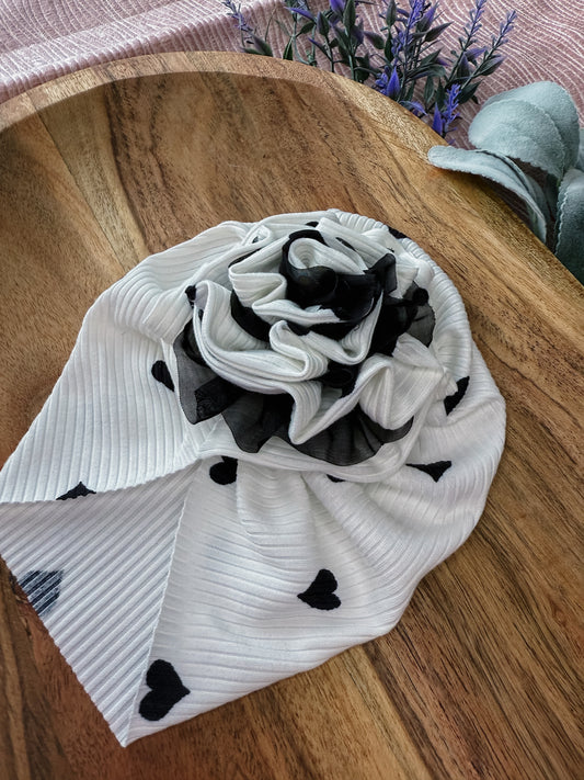 white and black heart bloom turban