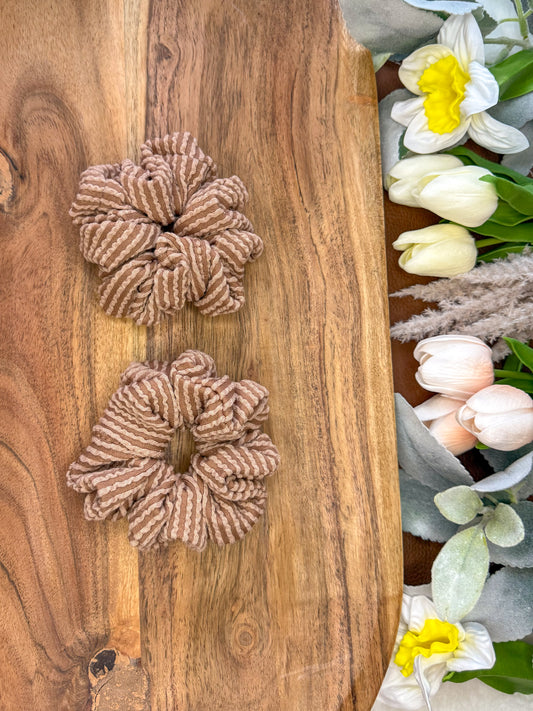 Taupe Medium scrunchie