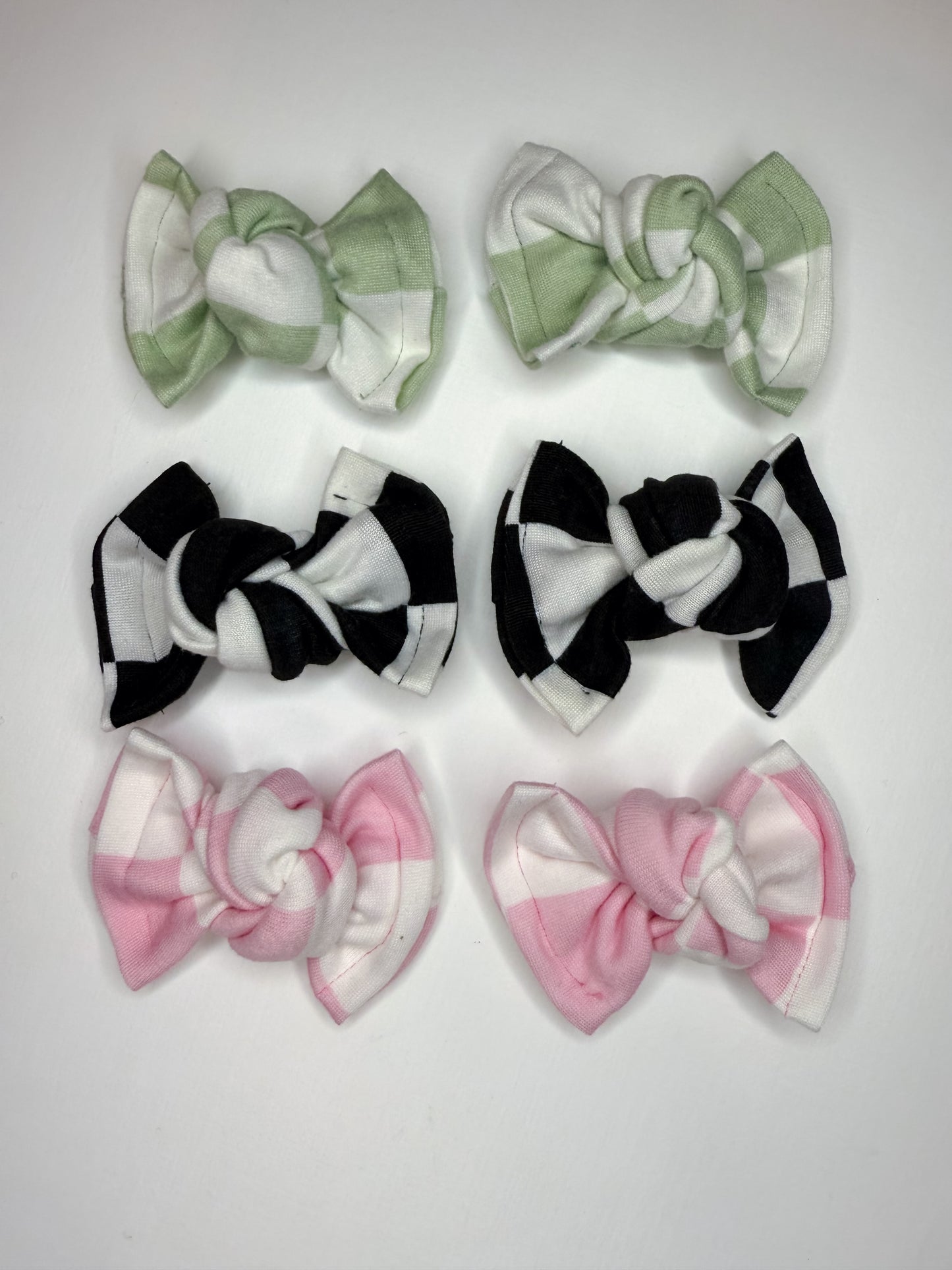 Checkered pink and white piggies