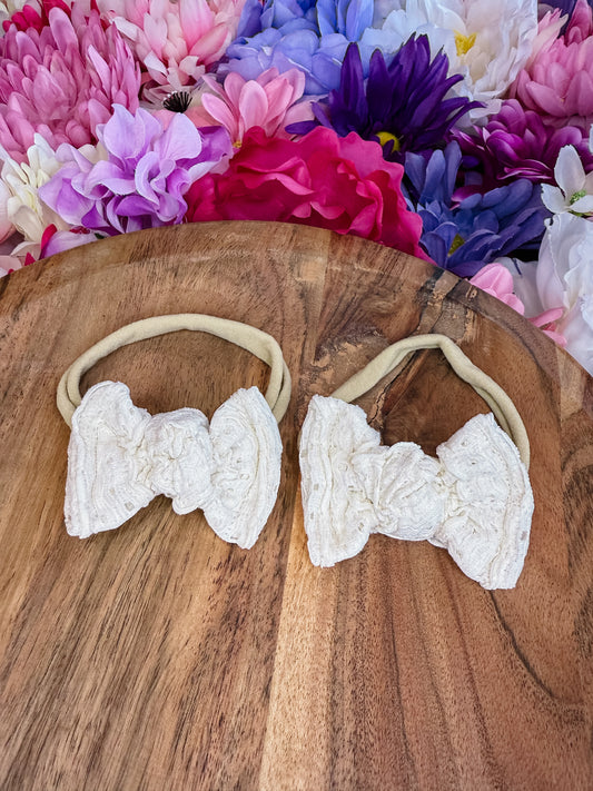 Sand Loop Lace White Bow on nylon